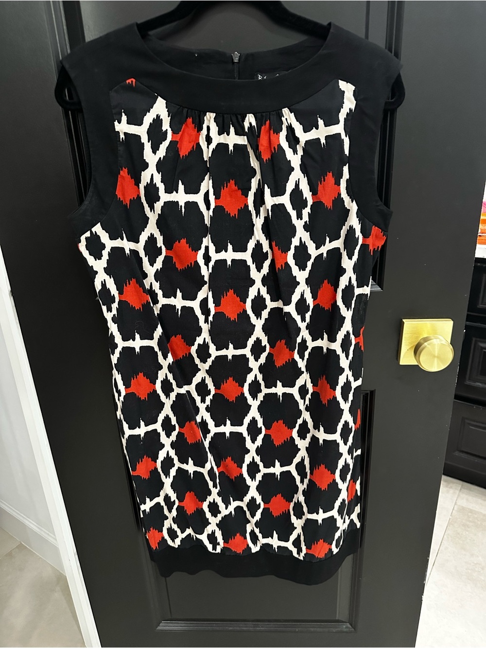 Blu Sage Black, White & Red Printed Pencil Skirt